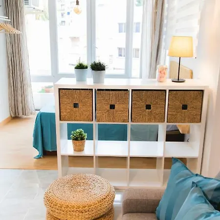 Apartamento Isabel Manoja. Sunny Days 托雷莫利诺斯